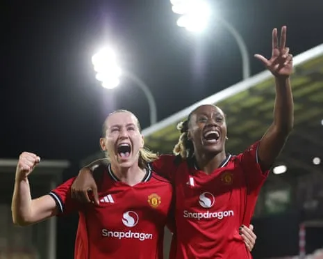 E. Terland Treble Propels Manchester United Through to Women's UCL Group Stage