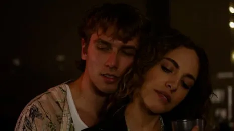 Boatyard Critique – Seedy Cannibal Horror Picks Off Affluent Youths on a Boat Trip to Carnage