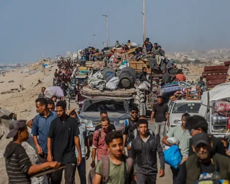 Israeli Forces Seek to Drive People Out of Gaza City as Ground Offensive Continues